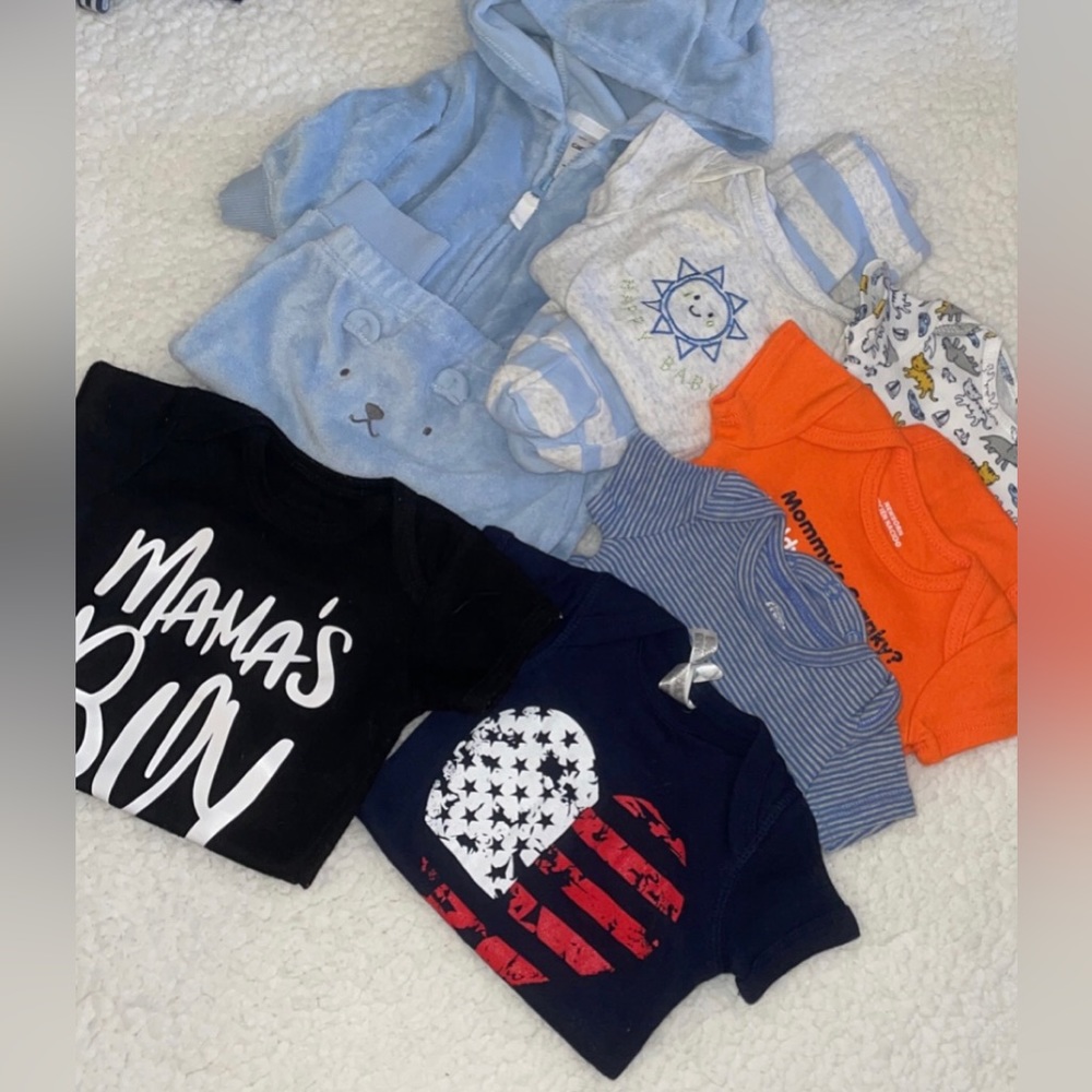 NEWBORN Baby Bundle (5 Onesies/2 Sets)